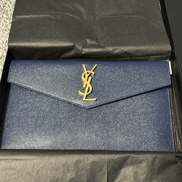 Authentic Like New Yves Saint Laurent Uptown Leather Envelope Pouch Clutch - Picture 2 of 14